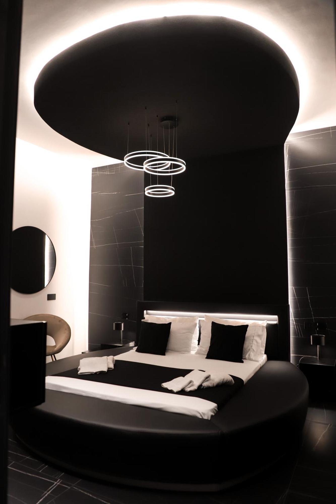115 Luxury - Privitera