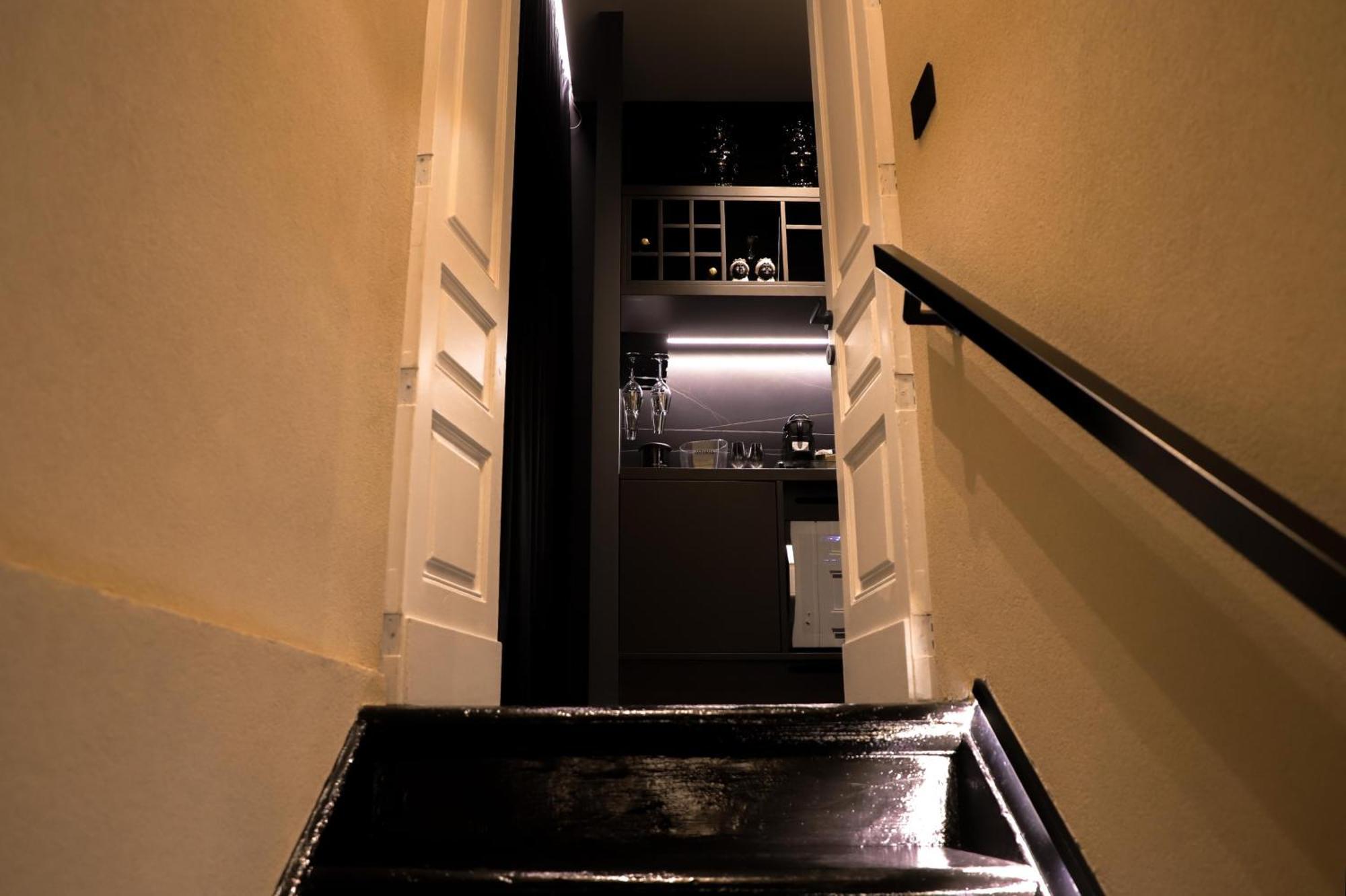 115 Luxury - Privitera *