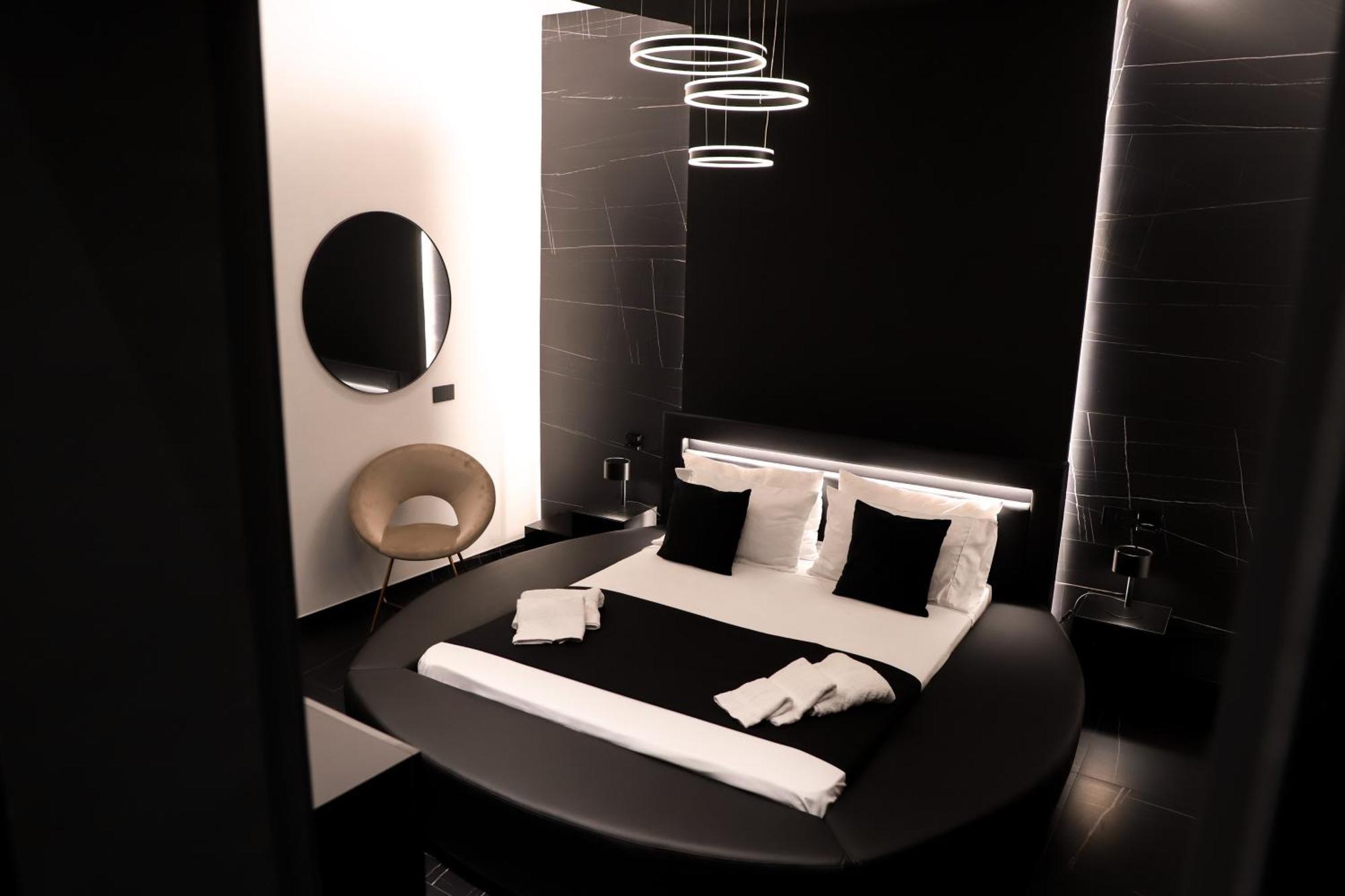 115 Luxury - Privitera Apartment